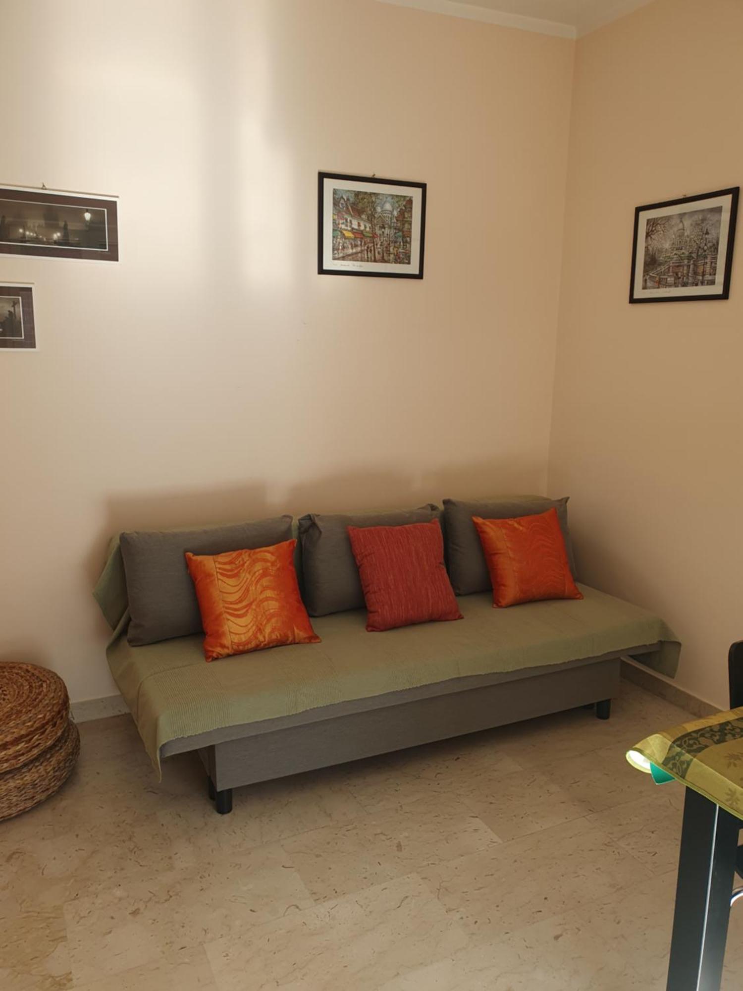 Laura's Rhome